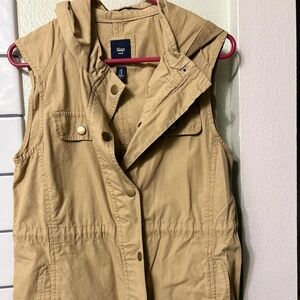 Gap Utility Tan Vest